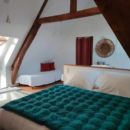 Etable De Charme Pour 2, Randonnees, Plages